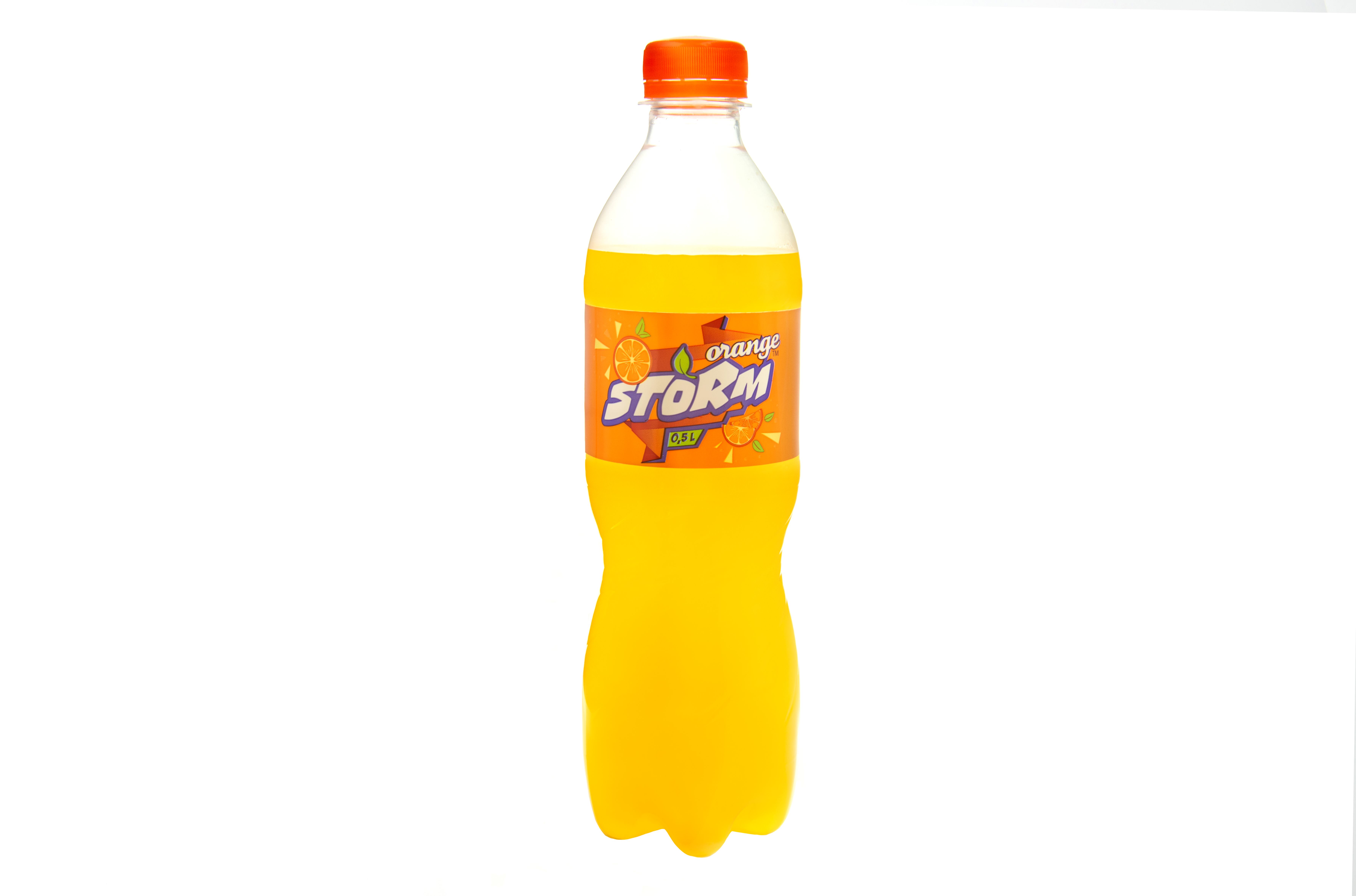 Напій б/а сильногазований на ароматизаторах низькокалорійний «Зі смаком Апельсину» ТМ «Orange Storm" 0,5л , на підсолоджувачі